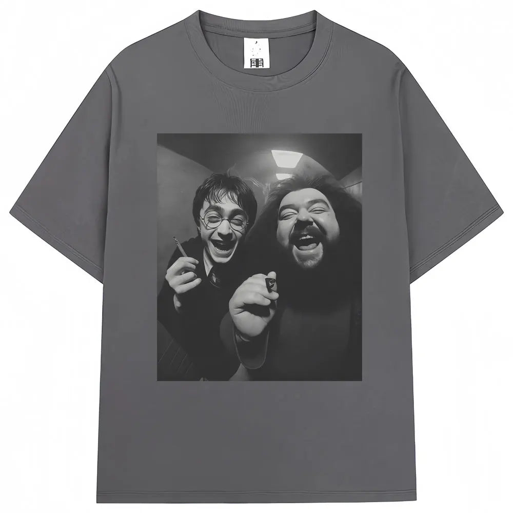 Camiseta Oversized Mago Fumante – Estampa Divertida