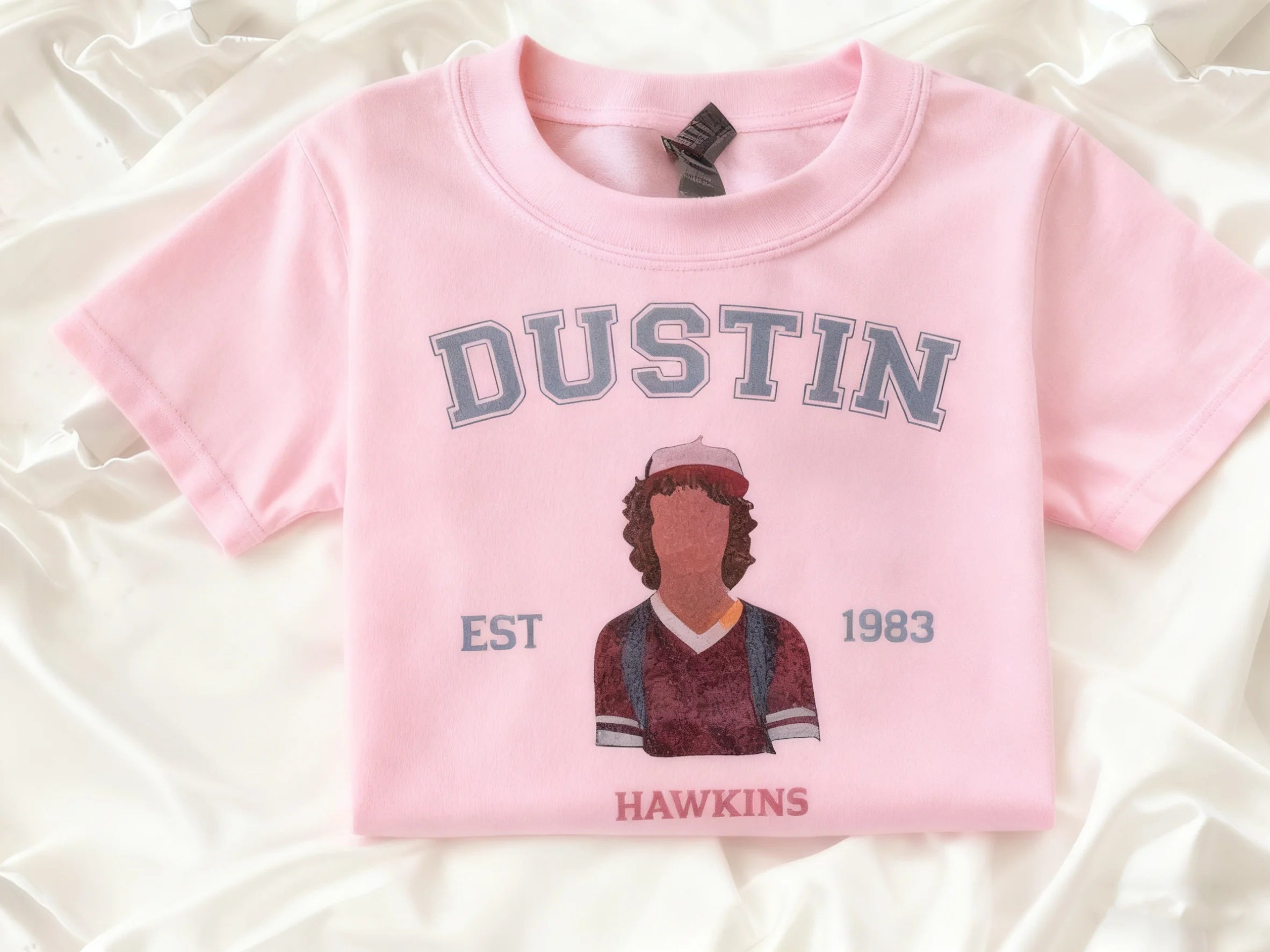 T-Shirt com Tema do stranger things .