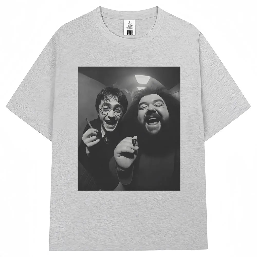 Camiseta Oversized Mago Fumante – Estampa Divertida