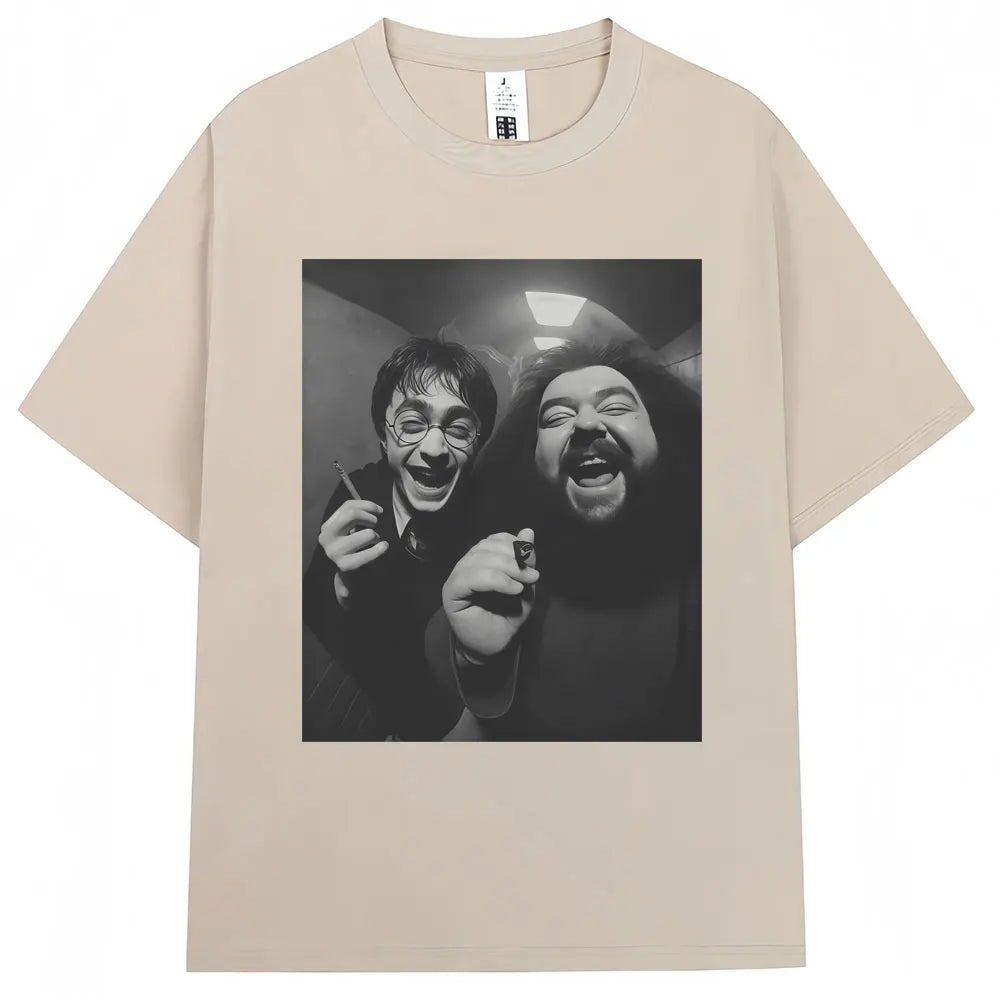 Camiseta Oversized Mago Fumante – Estampa Divertida