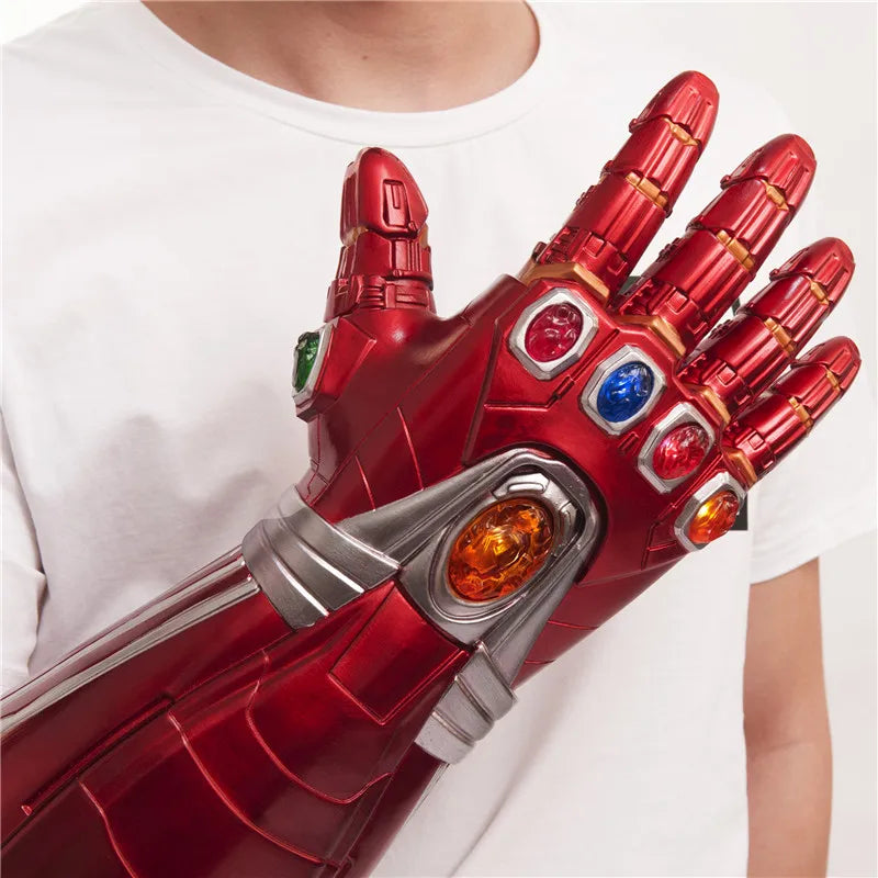 Manopla Marvel Iron Man com LED.